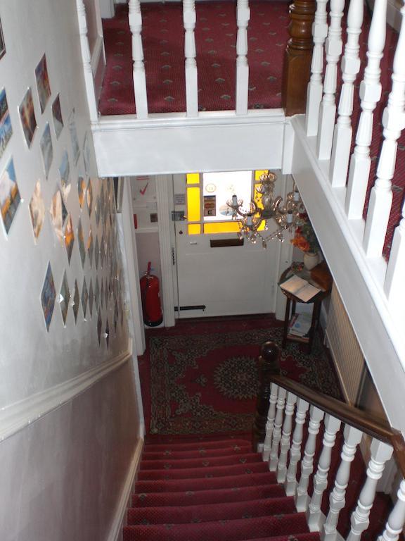 Melville Lodge Gatwick Horley Eksteriør bilde