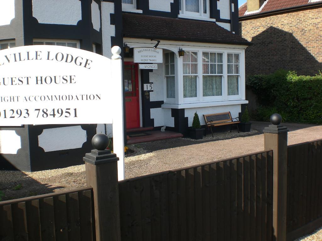 Melville Lodge Gatwick Horley Eksteriør bilde
